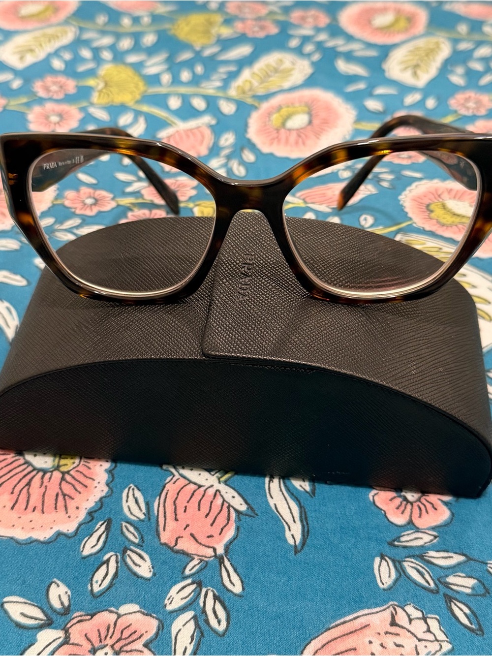 Prada Women's Tortoiseshell Cat-Eye Frame in Brown and Black